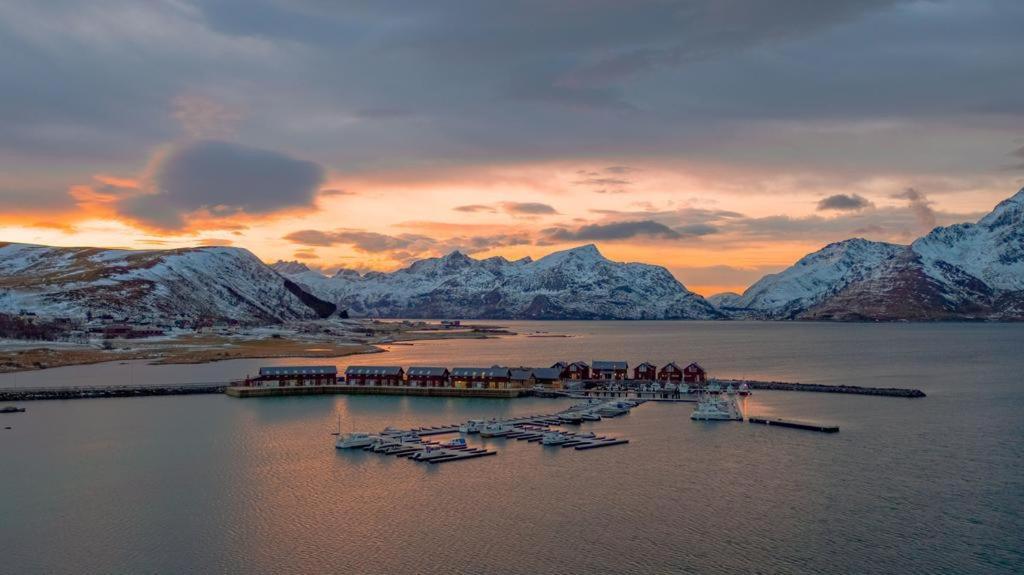 Appartamento Lilleeideholmen Sjohusutleie Haug Esterno foto